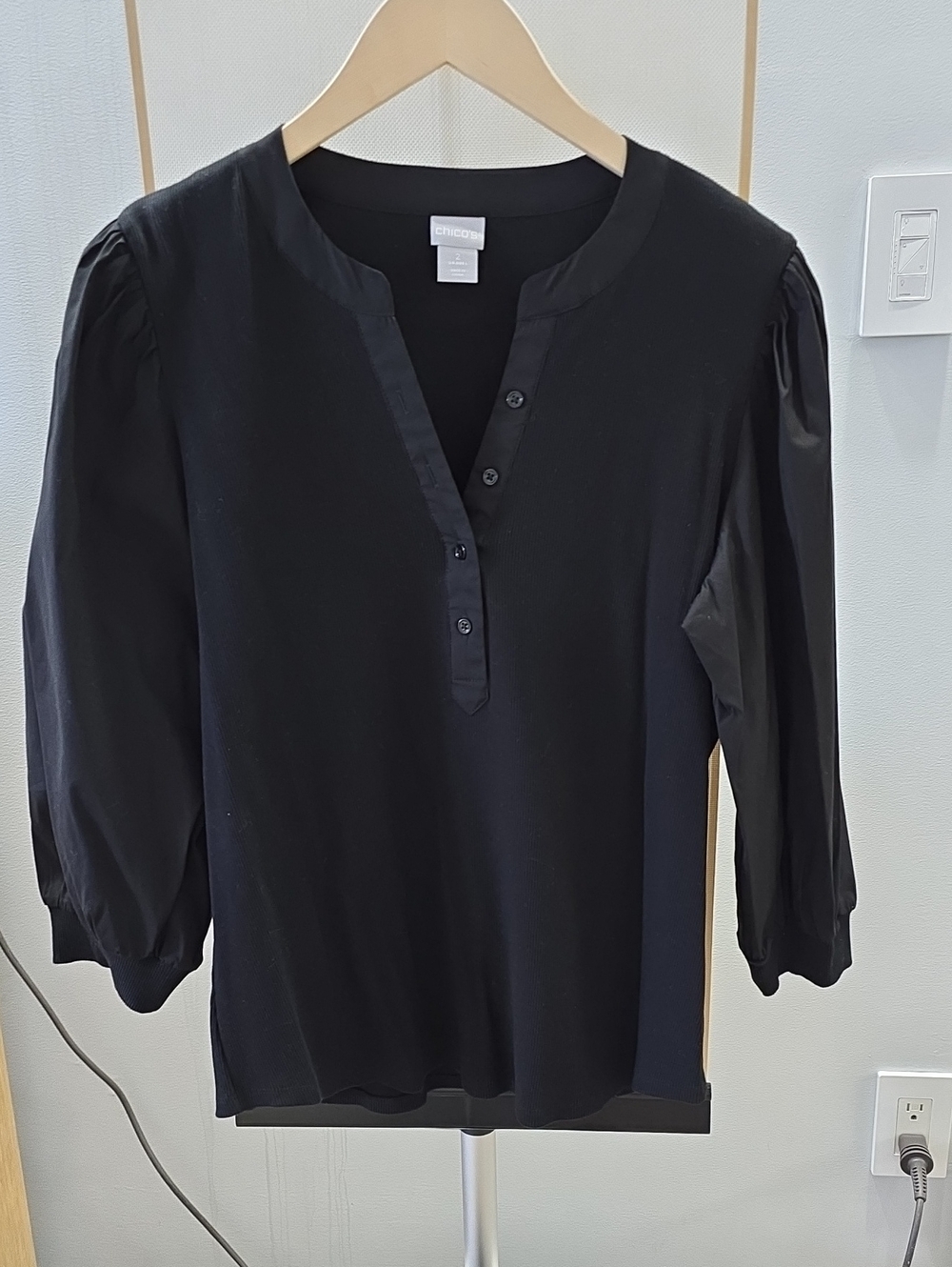 Chico's Black Button-Front Puff Sleeve Blouse